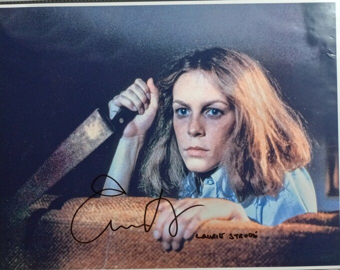 Jamie Lee Curtis 8.5x11 Authentic Signed Photo W/ 3rd Party Authentication - Halloween - With Rare Inscription "Laurie Strode"