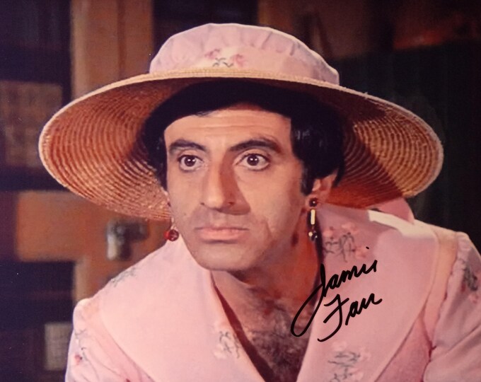 Jamie Farr 8.5x11 Authentic Signed Photo W/ 3rd Party Authentication - M.A.S.H.