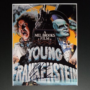 Mel Brooks authentiek ondertekende 8 x 10 foto in een lijst klaar voor 11 x 14 mattenweergave met COA-authenticatie van derden - Young Frankenstein