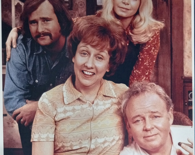 All In The Family Authentic Signed Index Cards With Photo By All 4 - Carroll O'Connor, Jean Stapleton, Sally Struthers, and Rob Reiner + COA