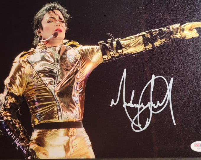Michael Jackson RARE Authentic Signed 8 1/4" x 11 3/4" Color Photo W/ PSA COA Authentication King Of Pop Music Icon