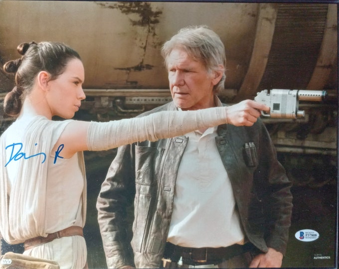 Daisy Ridley 11x14 Authentic Signed Photo W/ Beckett Authentication - Star Wars