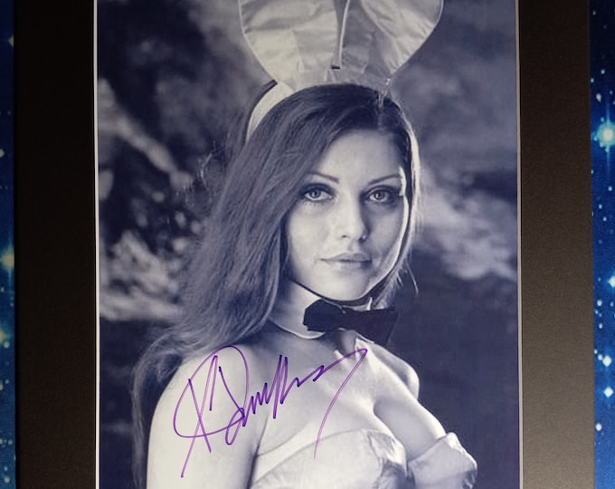 Debbie Harry "Blondie" Authentic Signed 8.5x11 Photo In A Frame Ready 11x14 Matte W/ 3rd Party Authentication