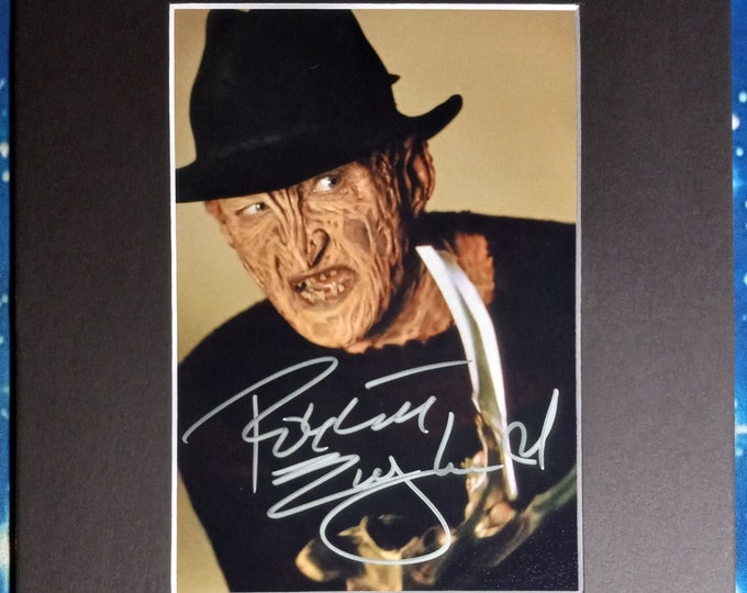 Robert Englund 5x7 Authentic Signed Photo With An 8x10 Frame Ready Matting + 3rd party Authentication - Nightmare On Elm Street