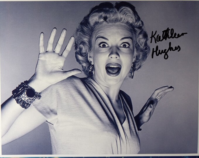 Kathleen Hughes Authentic Signed 8.5x11 Photo With Lighthouse COA - "It Came From Outer Space"