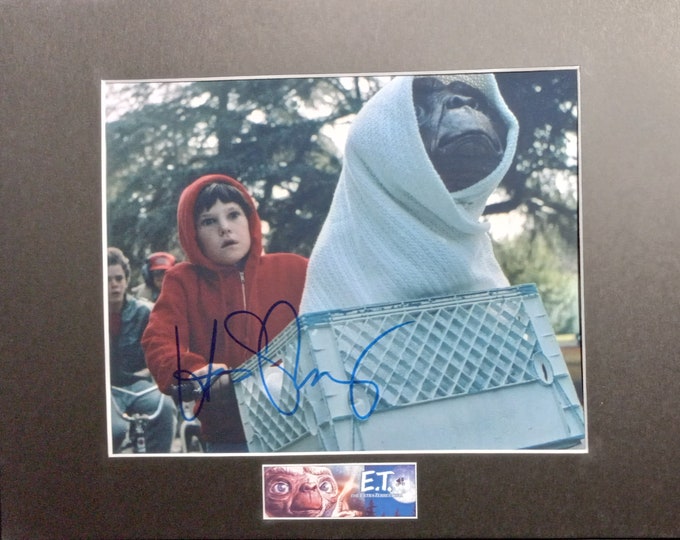 Henry Thomas Authentic Signed 8x10 Photo With Custom 11x14 Frame Ready Matting + 3rd party Authentication - "ET"
