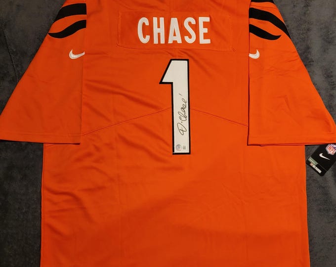 Ja'Marr Chase Signed Jersey W/ Beckett BAS COA Cincinnati Bengals #1 Nike Official