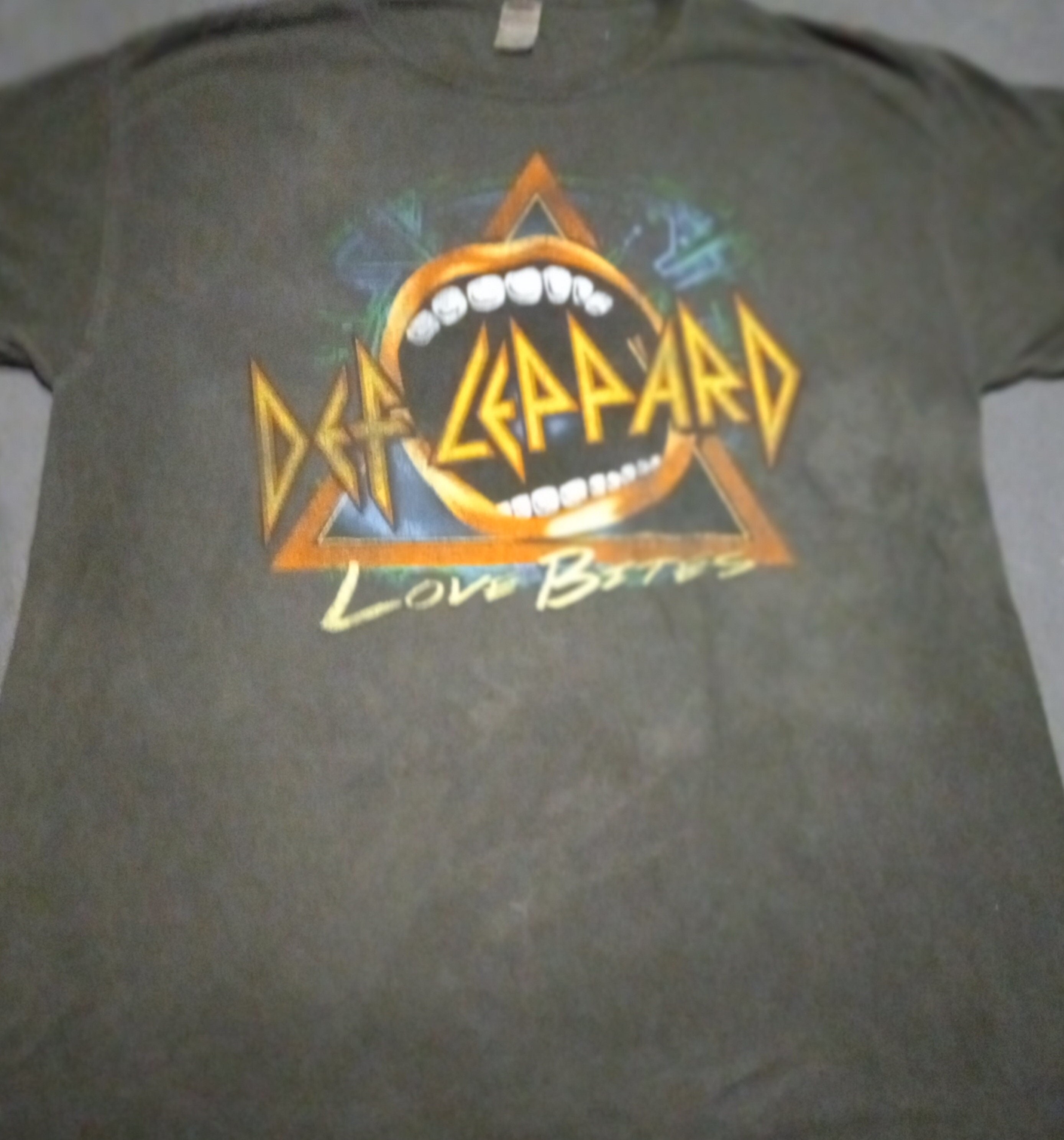 Vintage Def Leppard 80s US Tour Raglan Concert T Shirt Black and White –  Black Shag Vintage