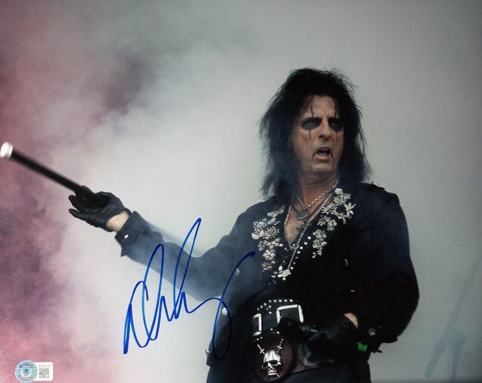 Alice Cooper 11x14 Authentic Signed Photo W/ Beckett 3rd Party Authentication - Hey Stupid - Schools Out - Welcome To My Nightmare - Poison