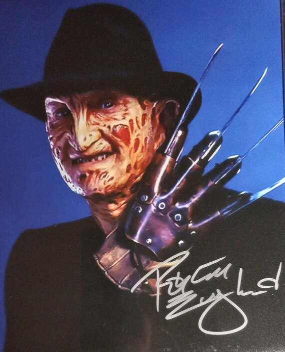 ロバート・イングランドのサイン入り8x10写真（第三者認証付き