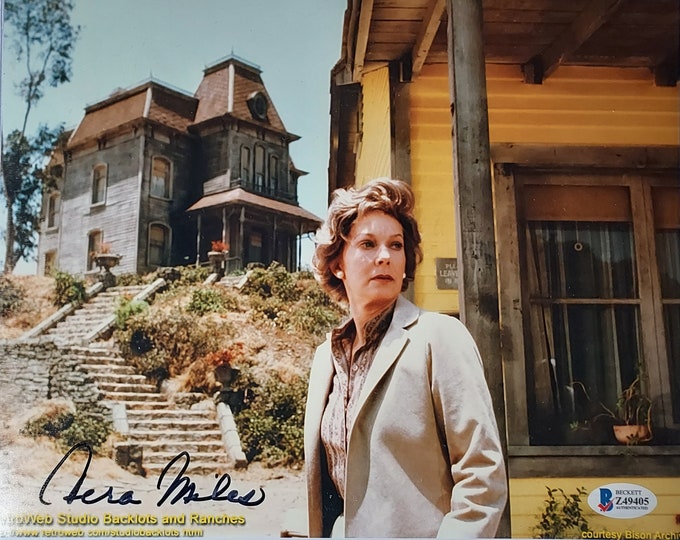 Vera Miles Authentic Signed 8x10 Photo W/ Beckett COA - Psycho II
