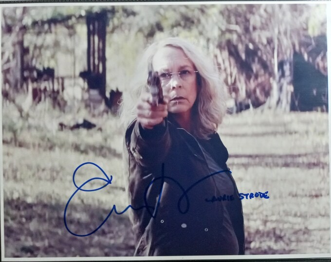 Jamie Lee Curtis 8.5x11 Authentic Signed Photo W/ 3rd Party Authentication - Halloween - With Rare Inscription "Laurie Strode"