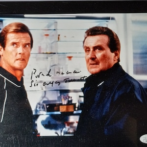 Patrick Macnee 8x10 Authentic signed Photo W/ JSA & B&#39;BC COA - James Bond 007 - A View To A Kill