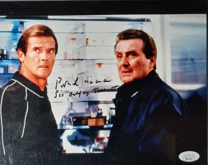 Patrick Macnee 8x10 Authentic signed Photo W/ JSA & B'BC COA - James Bond 007 - A View To A Kill