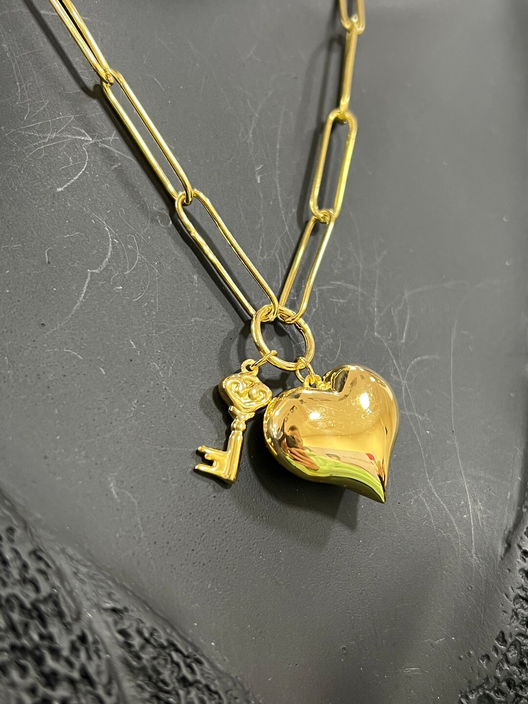 22K Solid Gold Heart Necklace Heart and Key Necklace Etsy