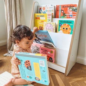 mumy™ easyTALL Vlekbestendige Montessori-boekenkast 4 planken 50 boeken afbeelding 2