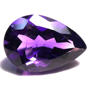 BELLE AMETHYSTE 3.48 carats pear shape - NATURAL purple gemstone cut - for jewelry, collection, creation, gemmo study