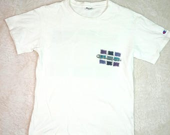 Vintage Champion backheat logo t shirt tees