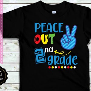 Peace Out 2e leerjaar Svg | Laatste schooldag SVG | 2e leerjaar tshirt svg | Silhouet gesneden bestand |  Svg, dxf, png, eps