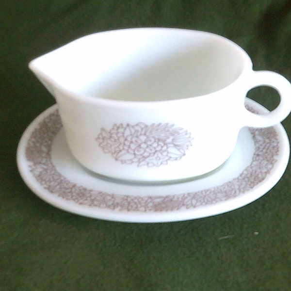 Vintage Pyrex Woodland Brown Pattern Gravy Boat & Under Plate #77-B + 77-U Corning Milk Glass