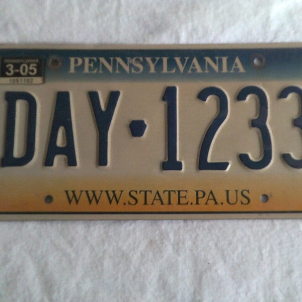 Sale PENNSYLVANIA License Plate DAY-1233 Metal PA