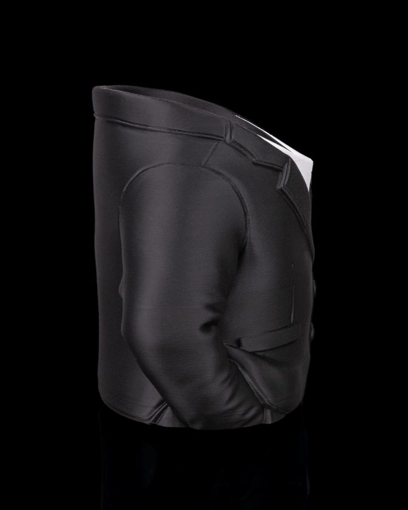 Smokingburk med läsk | Rolig formell ölhållare | 3D-tryckt PLA-dryckeshylsa | Present till svensexa och marskalkar | Anpassade färgalternativ bild 3