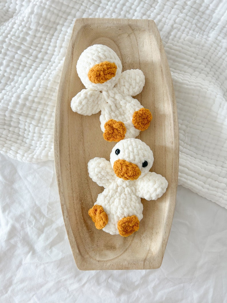 Dizzy Duck, Crochet Duck, Heirloom Duck Stuffed Animal, Toddler Toy, Woodland Nursery Decor image 1