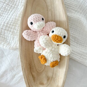 Dizzy Duck, Crochet Duck, Heirloom Duck Stuffed Animal, Toddler Toy, Woodland Nursery Decor image 3