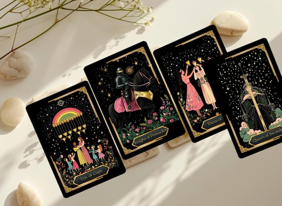 Arcane Moon Tarot Deck – 78 Tarot Cards With Guidebook