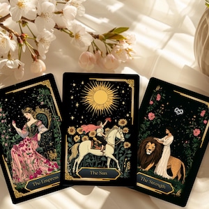 Arcane Moon Tarot Deck – 78 Tarot Cards with Guidebook & Pouch | Dreamy Moon-Themed Design