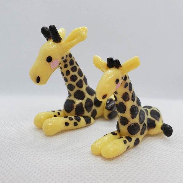 Mini Giraffe, Polymer Clay Giraffe, Tiny Giraffe, Giraffe Sculpture, Miniature Giraffe, Handmade, Handpainted, OOAK