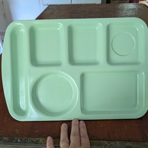 4 Vintage DALLAS WARE Mint Green Cafeteria Lunch Trays w/ 6 Compartments