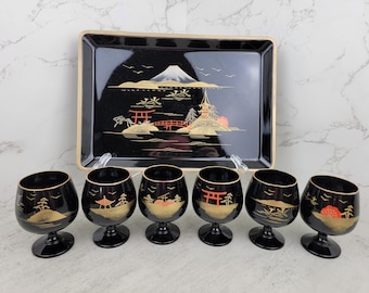 Vintage Japanese lacquer drink set with six cups and tray | Japanese lacquer sake set