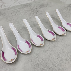 Porcelain Chinese soup spoons with pink floral design (set of six) | vintage porcelain soup spoons with gold detail