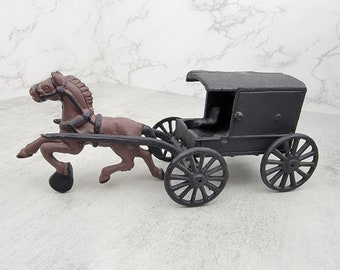 Vintage cast iron horse and buggy toy | Vintage cast iron Amish buggy toy