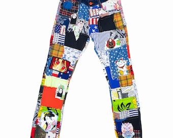 Jean patchwork recyclé avec patchs de dessins animés – Pantalon vintage Bie.Pa.JEANS1971 S