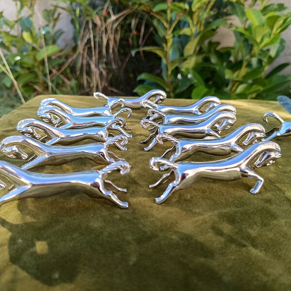 12 porte couteaux chevaux français vintage en métal argenté set stylisé moderne 12 french knife rests  art déco