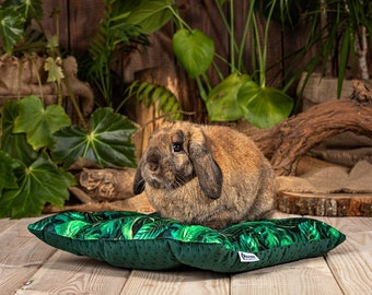 XL-size quilted cushion, snug bed / cuddle bed for rabbits and guinea pigs, ferrets, chinchillas