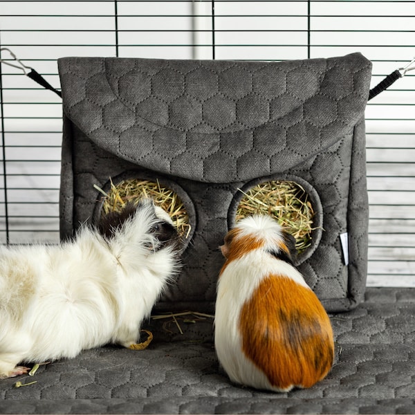 Fabric Hay Feeder Bag for Rabbits, Guinea Pigs & Chinchillas - Cozy Fleece Cage Accessory - 32x26cm
