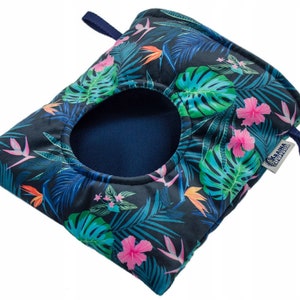 Hay feeder / hay bag for rabbits, guinea pigs and chinchillas