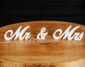 Handmade Mr & Mrs Wedding Signs for Rustic Sweetheart Table Decor, Wedding Table Centerpiece, Bride and Groom Photo Prop, Engagement Decor