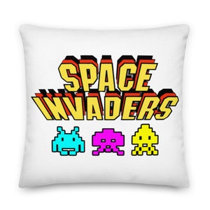 SPACE INVADERS | Retro Game Premium Pillow | Double Sided