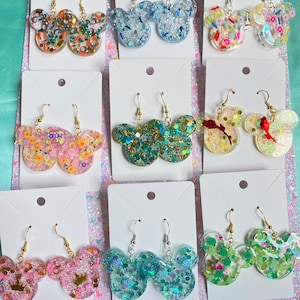 Pendientes de cabeza de ratón inspirados en princesas