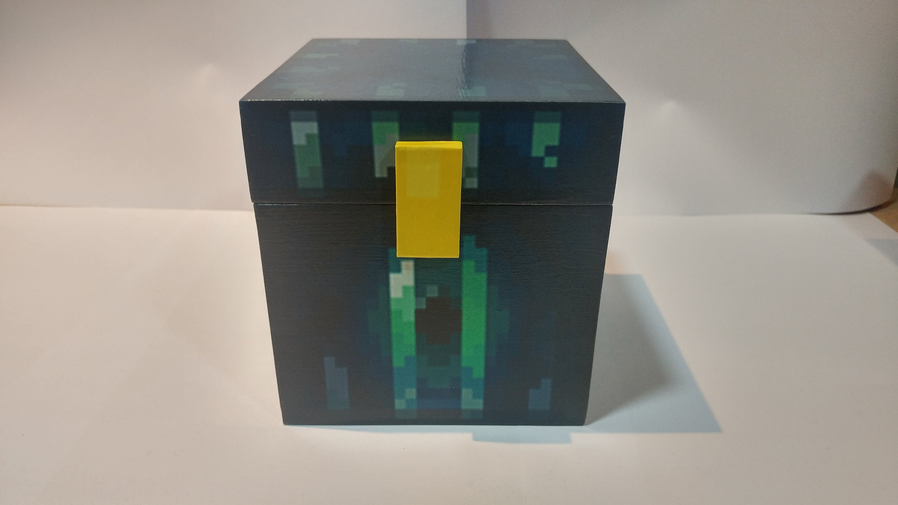 Handmade, wooden Enderchest!