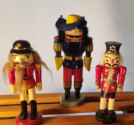 Nutcracker | GDR | Handicrafts from the Ore Mountains | Vintage