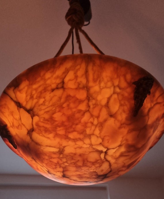 Alabaster hanging lamp Art Nouveau | 1900 | three-fiery