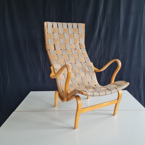 Pernilla Chair | Bruno Mathsson Lounge Chair | 60s Sweden classic, elegant, timeless, minimalist living room, stylish interior design