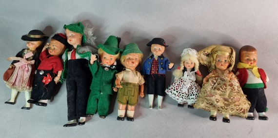 Folklore dolls | Medium - Small | Traditional costumes | Antique | 50s