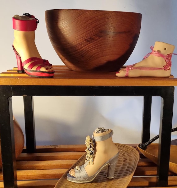 Lifelike foot sculptures by Hildegard Günzel | German doll art