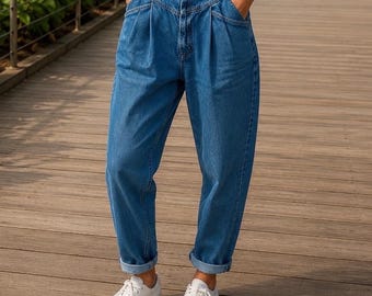 Jeansy damskie typu mom jeans z wysokim stanem i plisami Levi's Made in USA, rozmiar 16, 30x31, z lat 90.